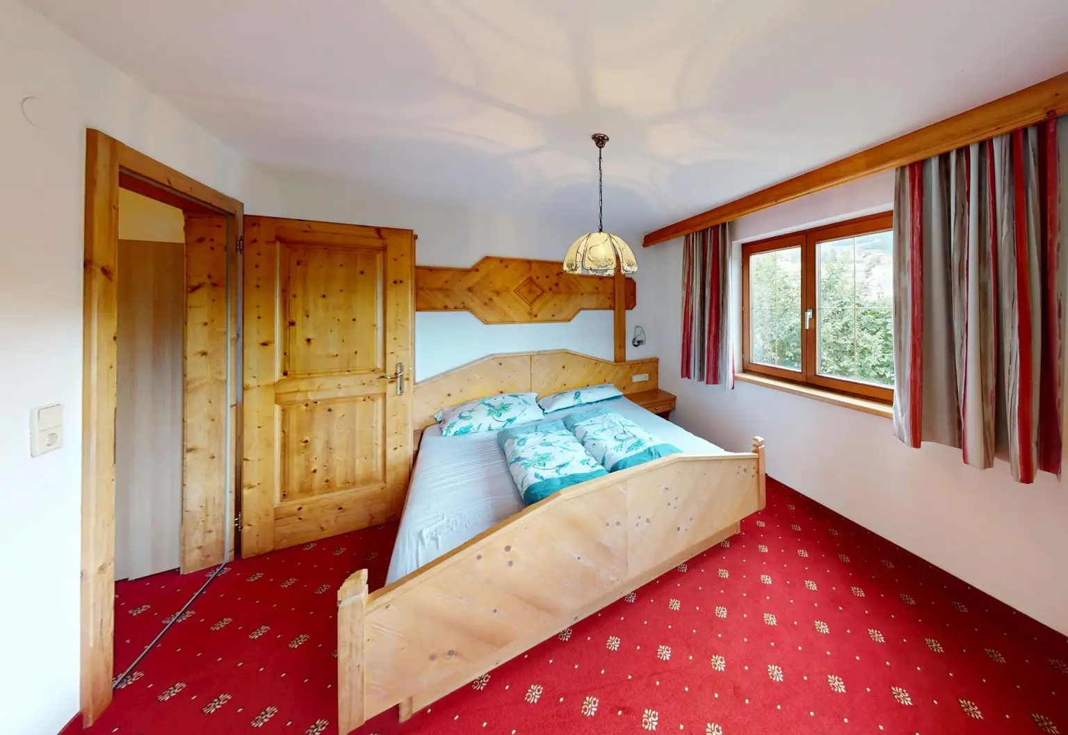 Exklusives Apartmenthaus mit alpinem Flair in den Fisser Höfen!