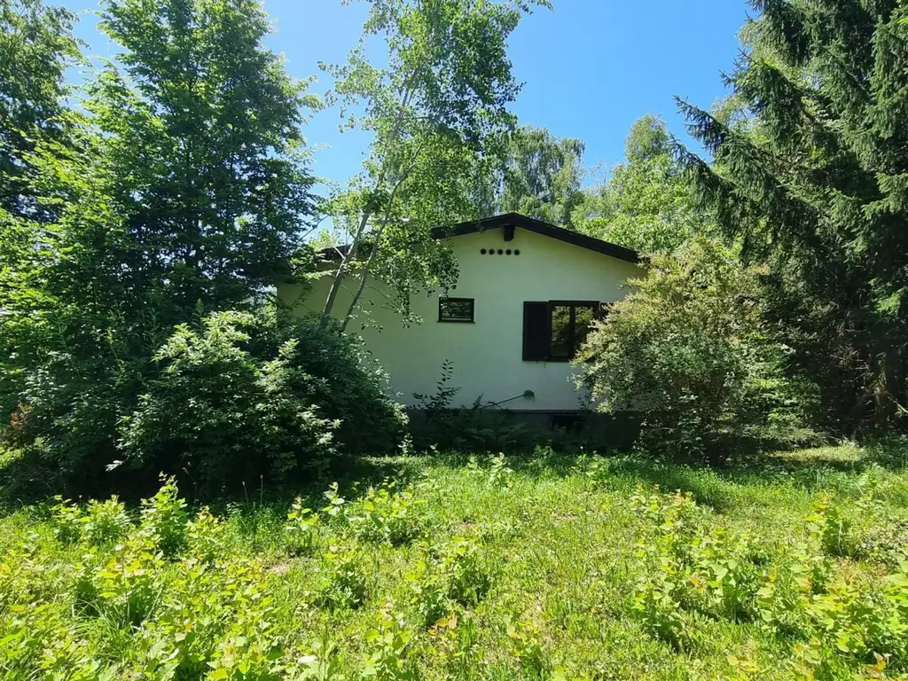 TRAUMHAFT SCHÖNES GRUNDSTÜCK MIT RENOVIERUNGSBEDÜRFTIGEM HAUS