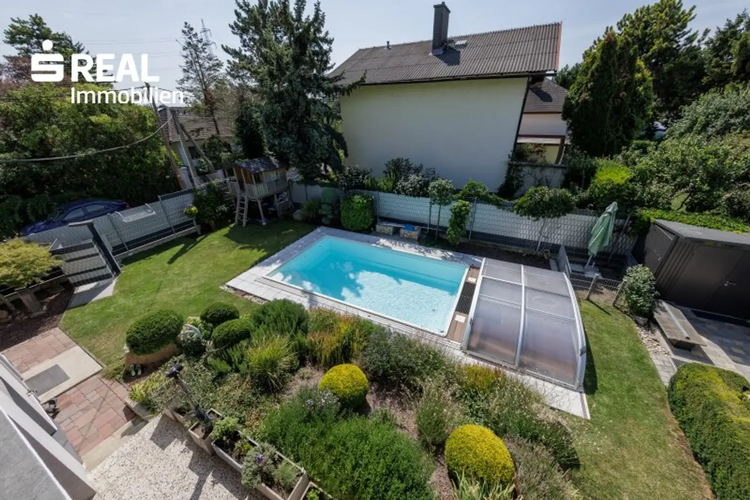 Ausblick zum Garten