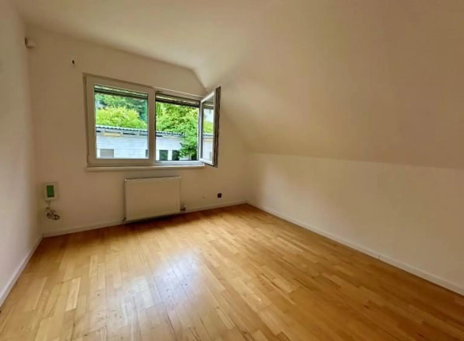Großzügiges Wohnhaus in ruhiger Lage vor den Toren von Wien!