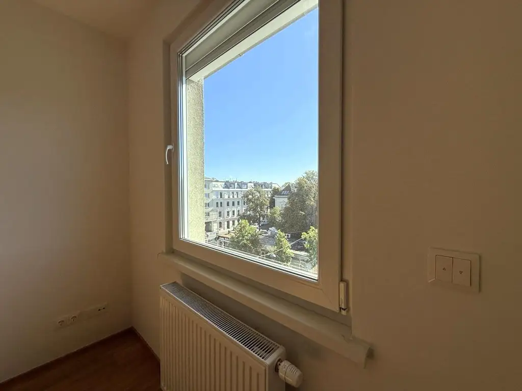 3-Zimmerwohnung im Erstbezug nach Generalsanierung // 3-room apartment, first occupancy after complete renovation //