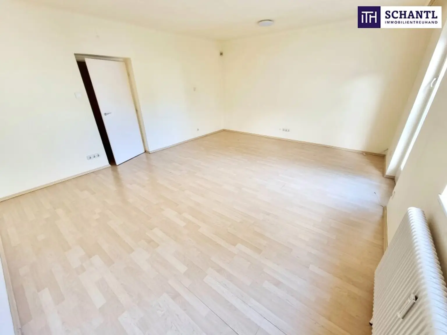 Absolute Grün- und Ruhelage! Gebraucht. Gepflegt. Geliebt! Perfekt aufgeteilte 3-Zimmer + separate Küche / 2 Balkone / Viele Möglichkeiten! Ruhig wohnen, gut leben!