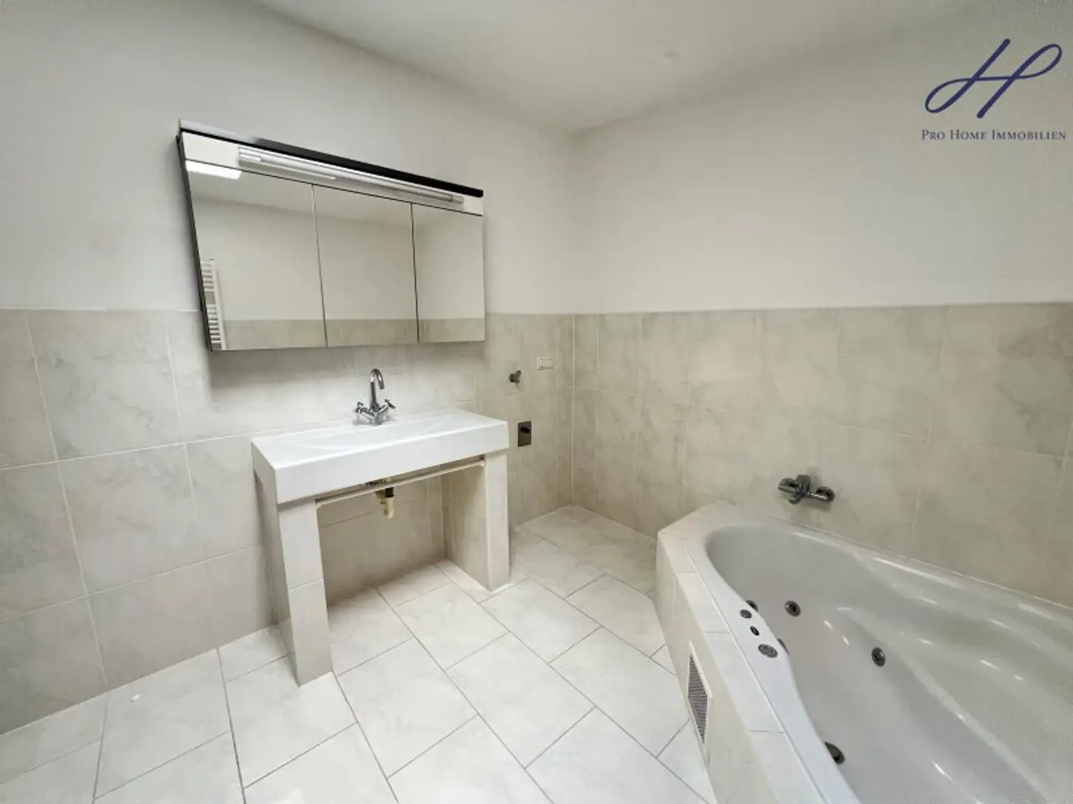 193m² Einfamilienhaus mit Panoramablick - in unmittelbarer Zentrumnähe von Oberpullendorf