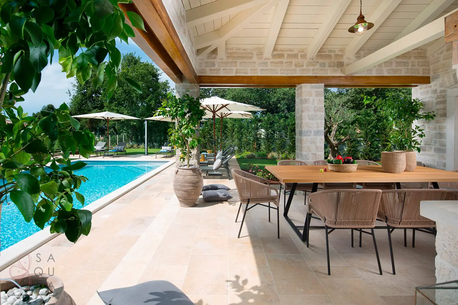 Steinvilla mit Pool in Kanfanar – Mediterraner Charme trifft modernen Luxus