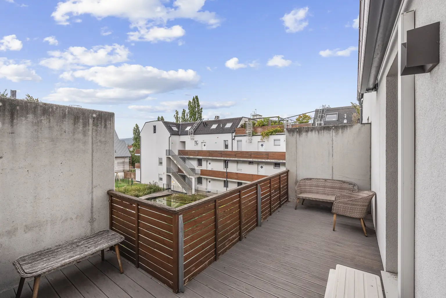 Großzügiges Maisonette-Penthouse zur Miete – mit Dachterrasse, Sauna und Whirlpool in Brunn am Gebirge