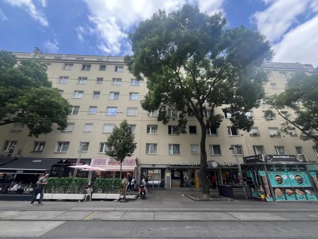 2,5 Zimmer Eigentum in saniertem Haus (U1 Nähe)