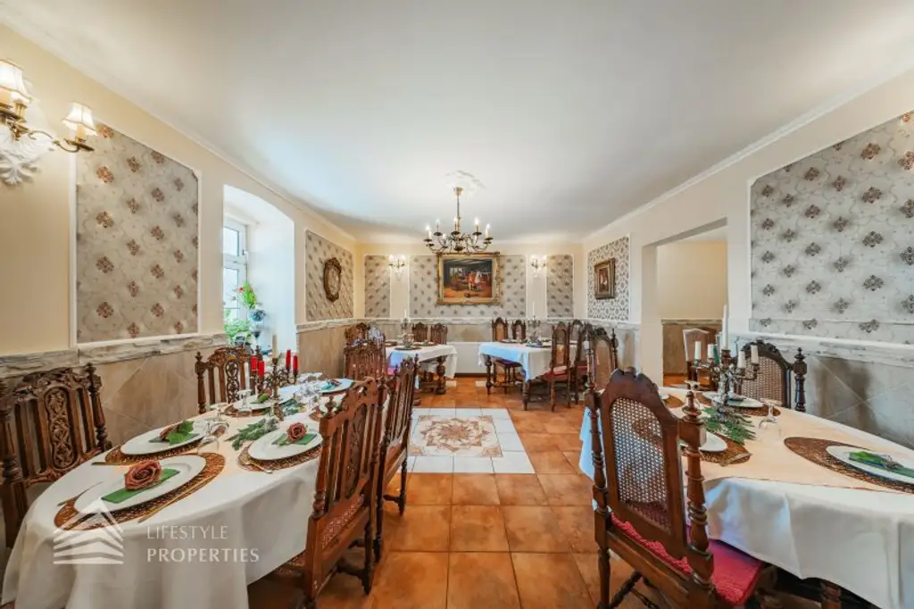 Historisches Hotel mit Restaurant & großzügigem Privatbereich – im Erholungsgebiet Semmering