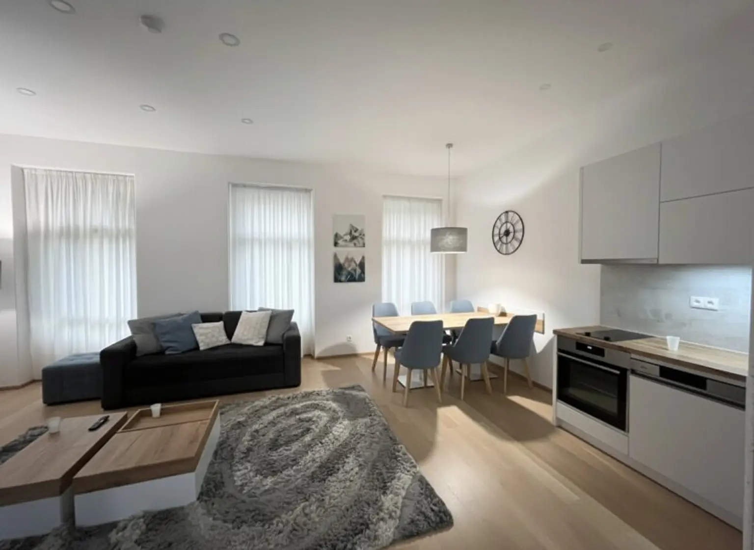 MODERNES DESIGN VOLLMÖBLIERT TRIFFT ALTBAU