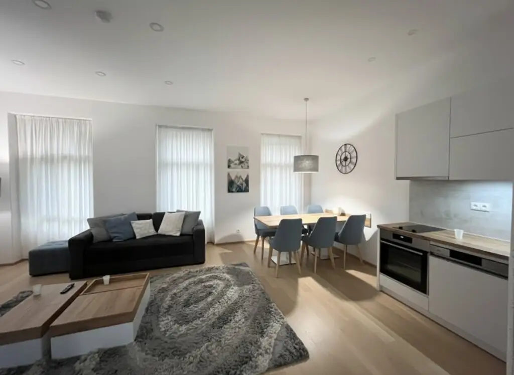 MODERNES DESIGN VOLLMÖBLIERT TRIFFT ALTBAU