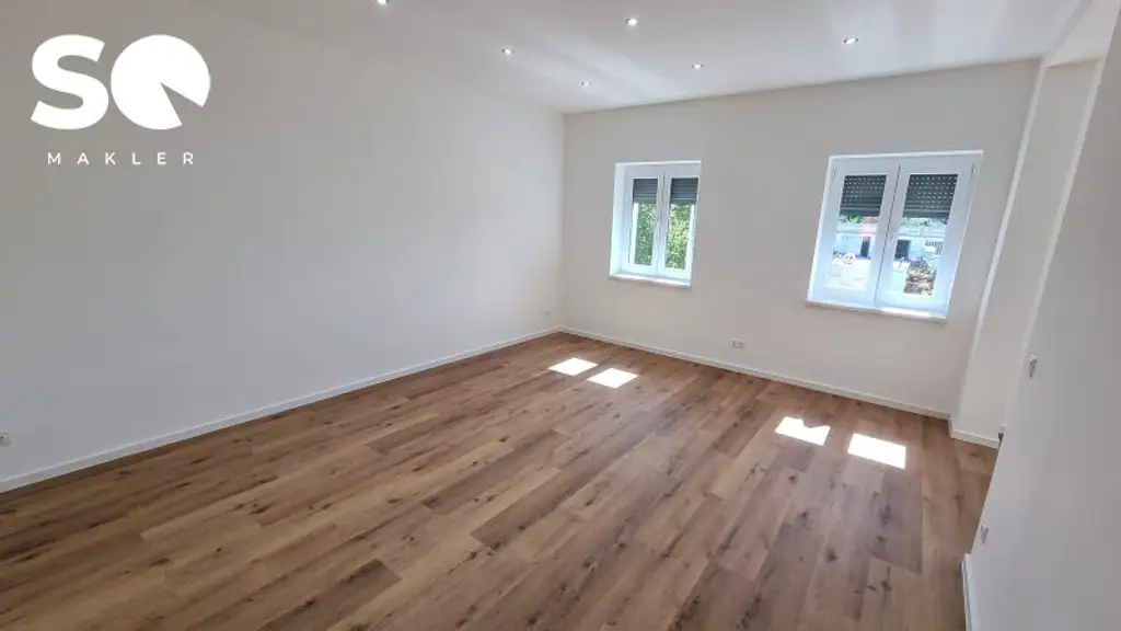 #SQ - WIENER NEUSTADT: EXKLUSIVES WOHNERLEBNIS FÜR FAMILIE, ARBEIT UND MEHR – TRAUMHAUS MIT DACHTERASSE UND FERNBLICK