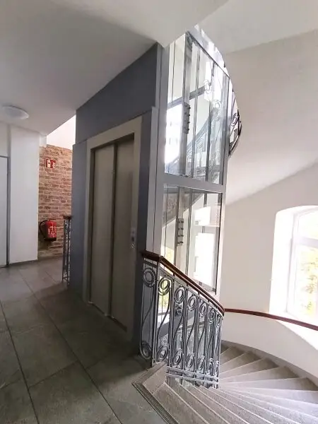 Über den Dächern von Wien – Exklusive Dachgeschoss-Maisonette mit Weitblick und direkter U4-Anbindung Unter St. Veit