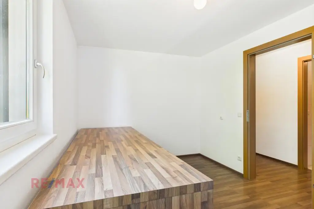 Ruhig gelegene Dachgeschosswohnung mit hochwertiger Ausstattung nahe Stadtzentrum