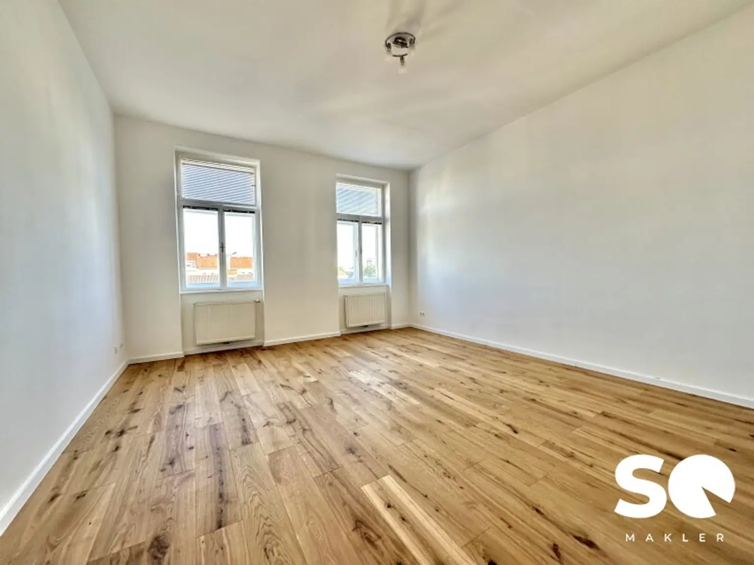 #SQ -  PROVISIONSFREI! ATTRAKTIVE ALTBAUWOHNUNG IN TOPLAGE VON SIMMERING - FRISCH SANIERT