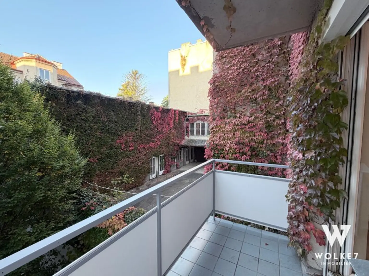 Großzügige 4,5-Zimmerwohnung mit separater Küche und Balkon in den Innenhof! | Beste Lage in 1140 Wien
