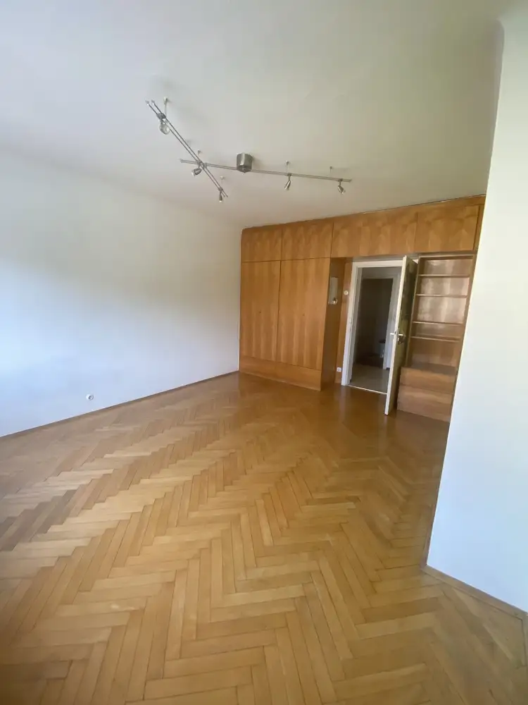 Erstbezug nach Kernsanierung – sonnige 3-Zimmer-Wohnung im Bezirk Lend!