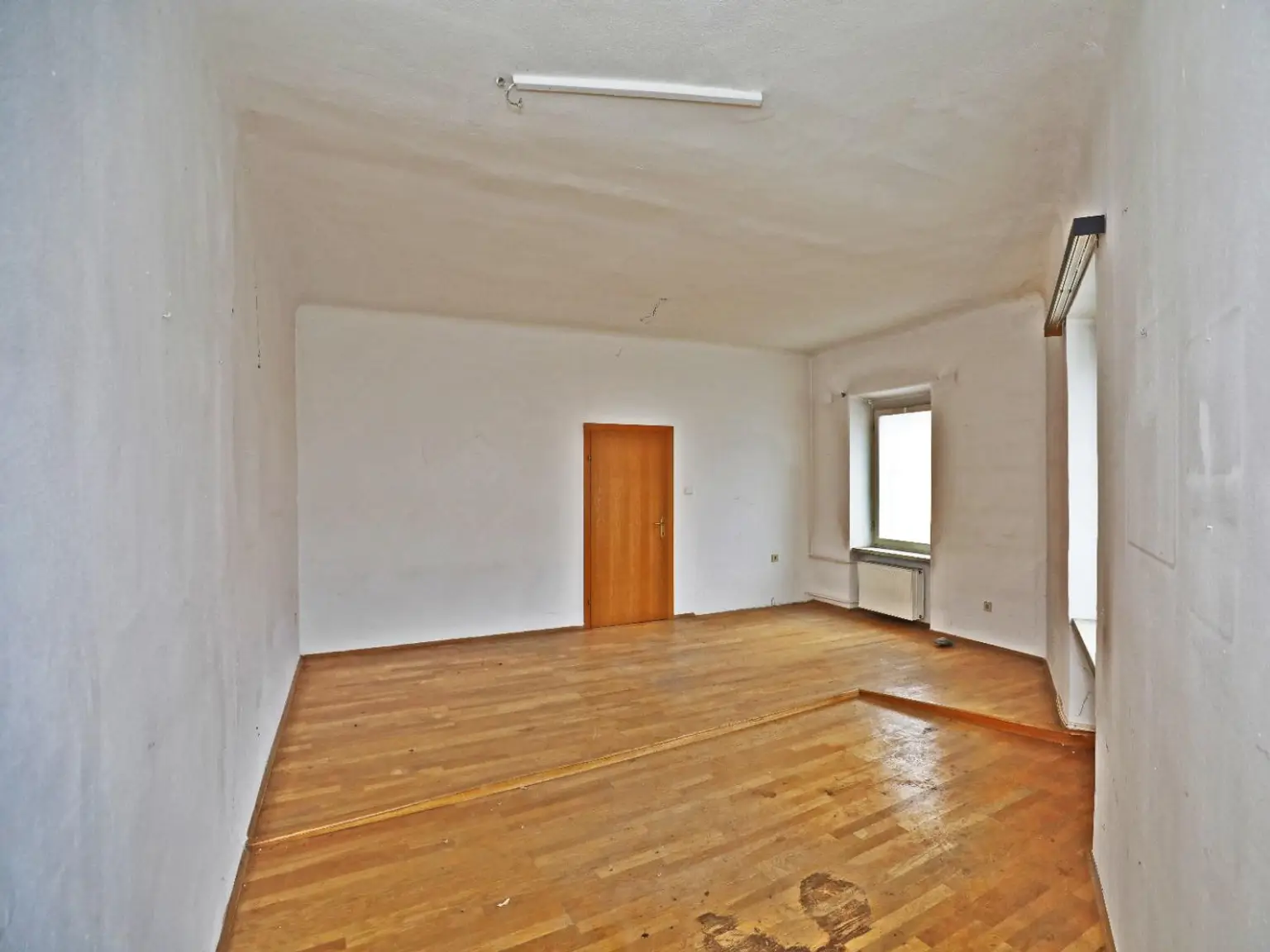 Renovierungsbedürftiges Zinshaus in Graz/Jakomini - Bestlage
