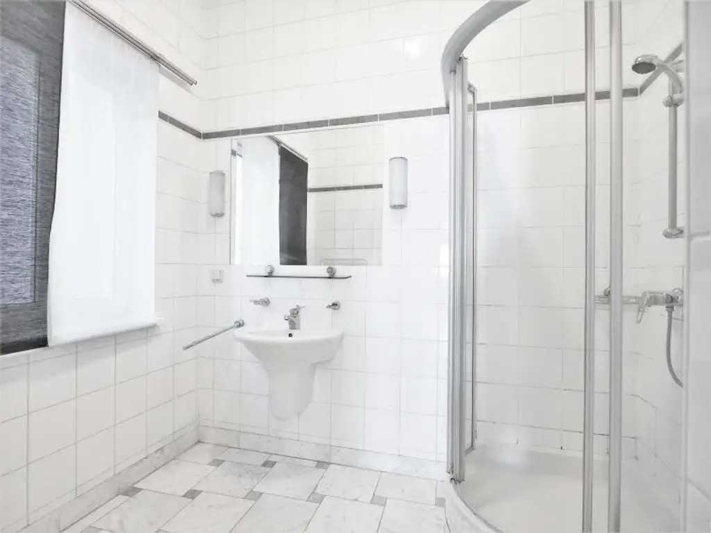 OASE TRIFFT STADT. Hofseitiges Wohnen in der Lindengasse