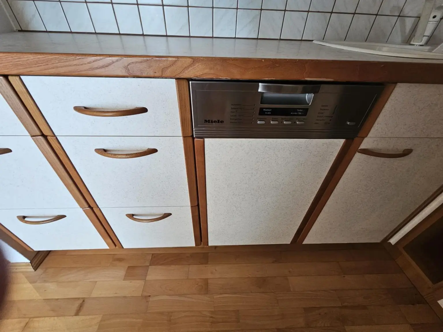 grüne Ruhelage, großer Balkon, sehr angenehme Wohngegend