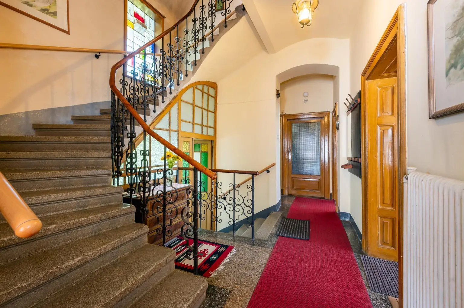Stiegenhaus Altbau