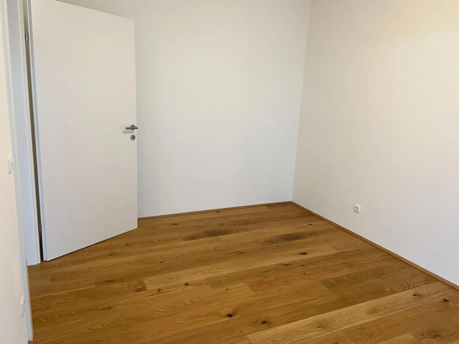 Schlafzimmer 02