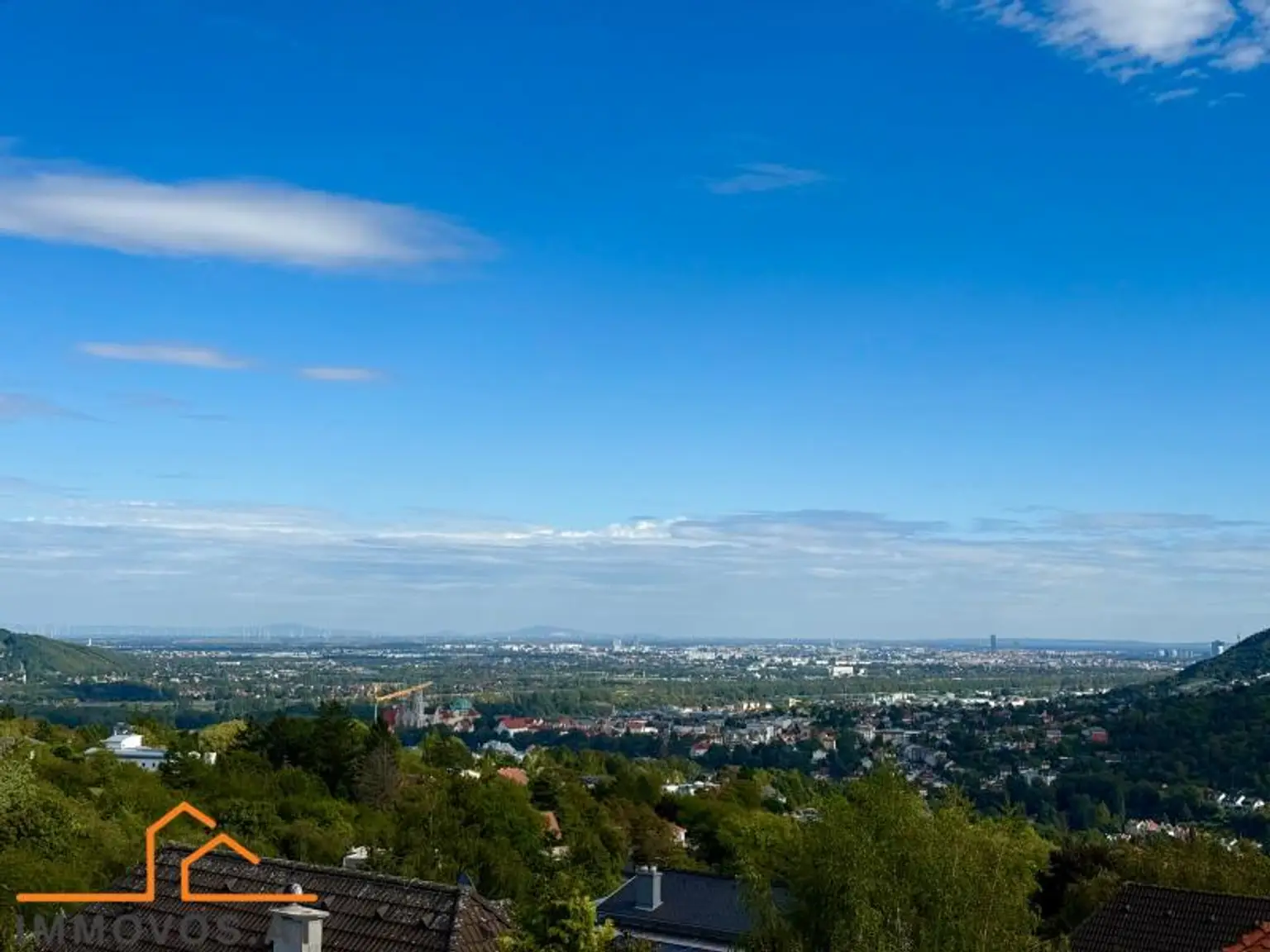 KLOSTERNEUBURG-ÖLBERG: DOPPELHAUSHÄLFTE MIT 6 ZIMMERN,GARTEN UND HERRLICHER AUSSICHT