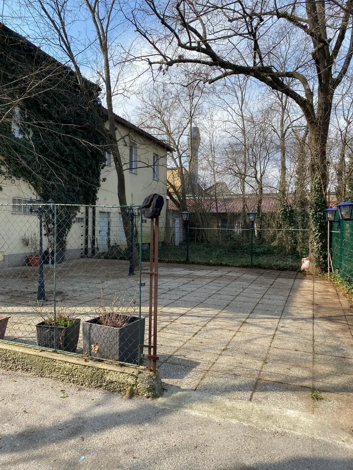 GASTRONOMIEFLÄCHE MIT SCHÖNEM GARTEN IN GÄNSERNDORF NÄHE BAHNHOF GASTROTEL IMMOBILIEN