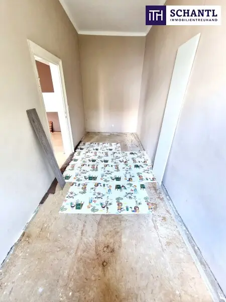 Ein kleiner Altbau mit großem Zukunftsplan! Sanierungsbedürftige Altbauwohnung mit toller Raumaufteilung + Traumhaft schönes Haus + Perfekte Infrastruktur und Anbindung! Jetzt zugreifen!