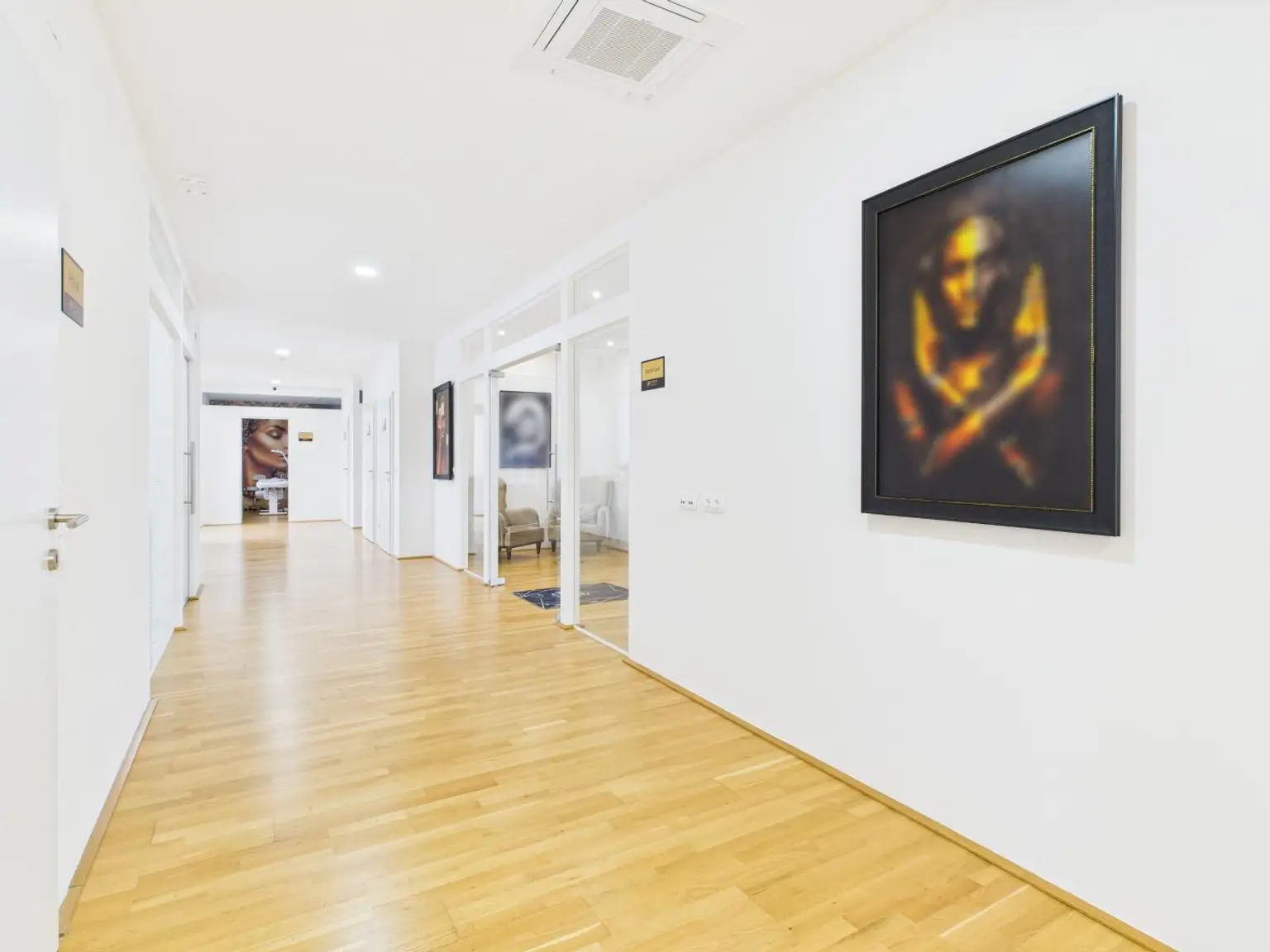 Lichtdurchflutete, luxuriöse Wohnung im Zentrum von Bruck/Leitha