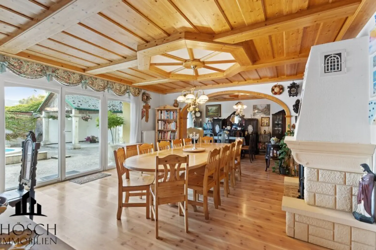 Exklusive Villa mit Parkgarten, Springbrunnen & Salzwasserpool – Ihr Wohntraum in Gresten