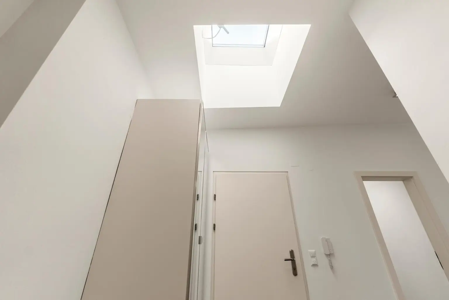 Stilvolle 4-Zimmer-Wohnung im Penthouse-Flair mit Dachterrasse