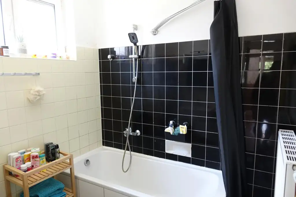 Große Familie? Mehrgenerationenwohnen? Anlegen? Zweifamilienhaus im Südburgenland!