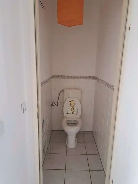 Gepflegte Terrassenwohnung in Hirtenberg: 51m² mit Balkon und Stellplatz!
