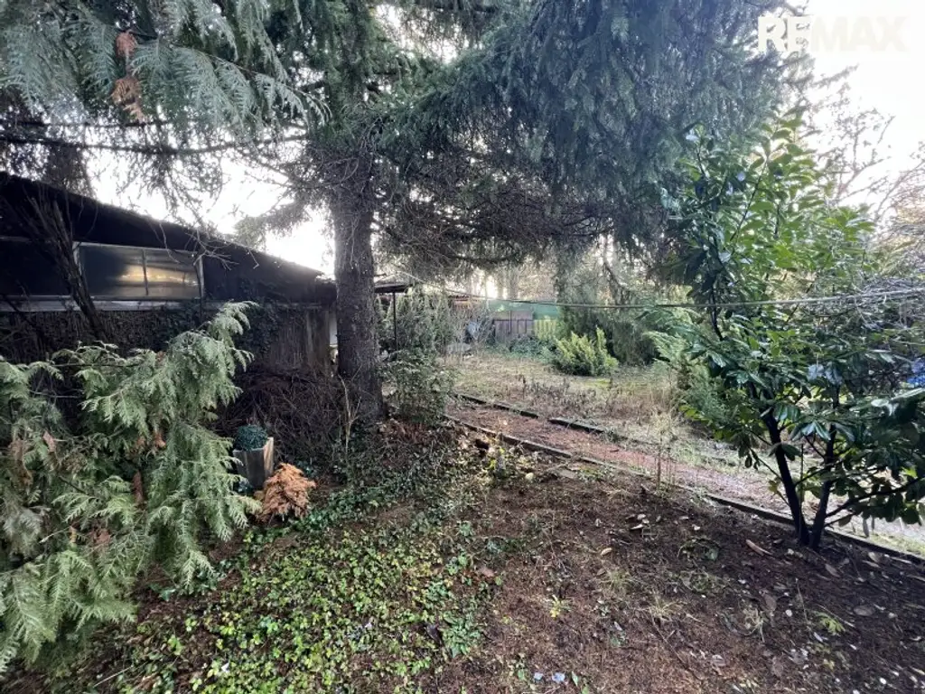 Traumhaftes Baugrundstück mit Altbestand in Wiener Neustadt!