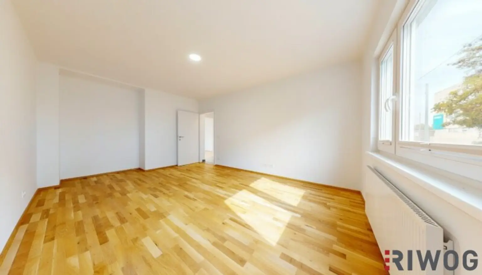 ERSTBEZUG nach Sanierung I 3-Zimmer Wohnung I Schöner Gemeinschaftsgarten I inkl. Tischler Küche mit Siemens Geräten