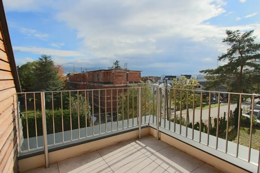 Geräumige Dachgeschoss Wohnung an der Lobau!