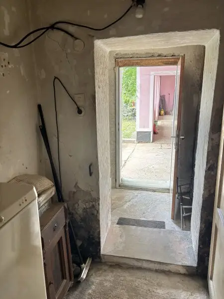 ** GARTENTAGE ** ren.bed. Landhaus mit bezauberndem Grundstück !! Ca. 7.200m 2 Wald inklusive !!