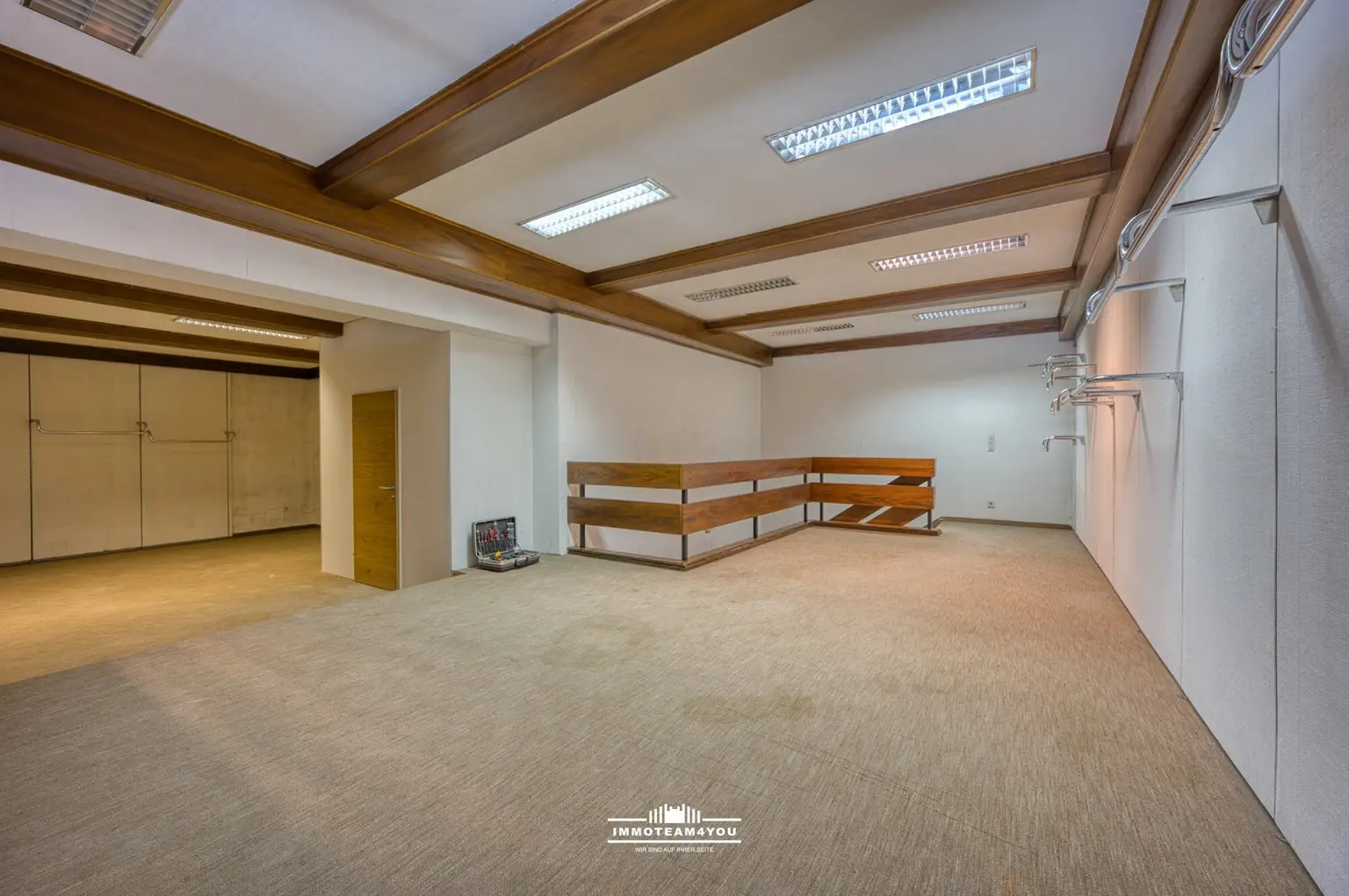 Geschäftslokal-Büro-Lager OG 1 DSC_2439