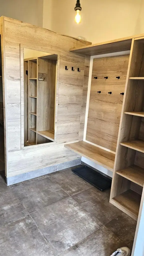 Perfekt aufgeteile kleine Penthouse Wohnung
