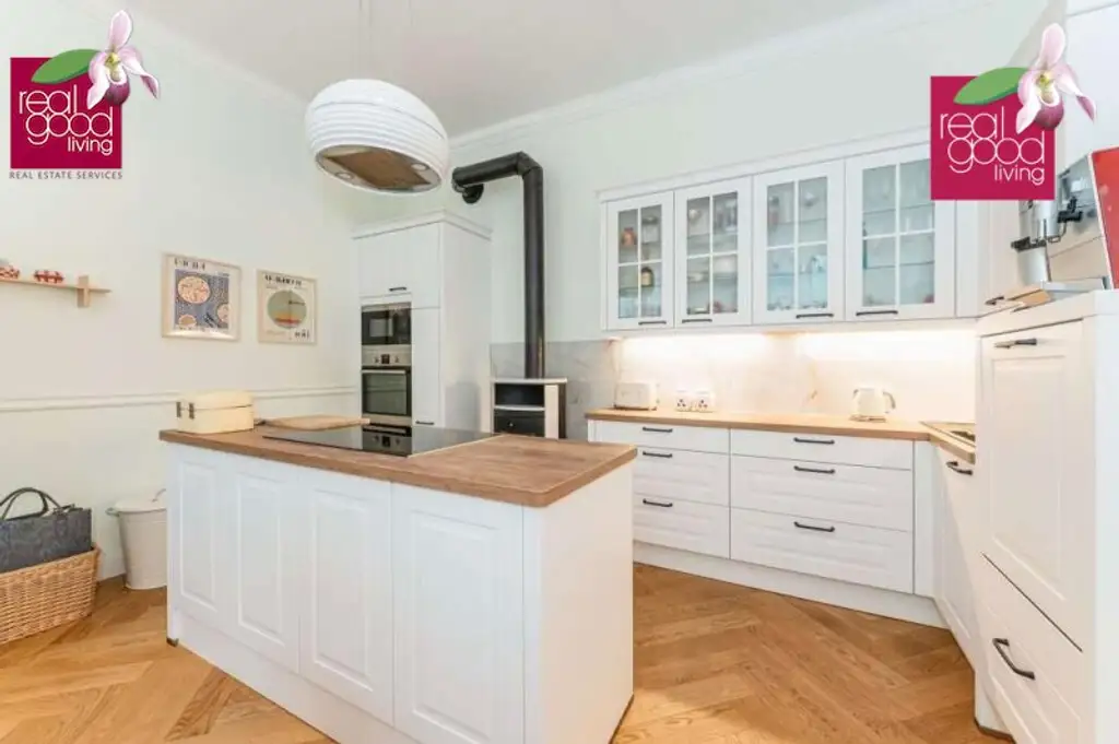 Wien Mitte: 4-Zimmer-Altbau | Luxussanierung | Balkon genehmigt | Nähe U3/U4 & Innenstadt !!