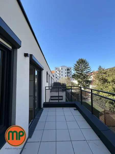 Erstbezug - traumhafte Dachterrasse inklusive