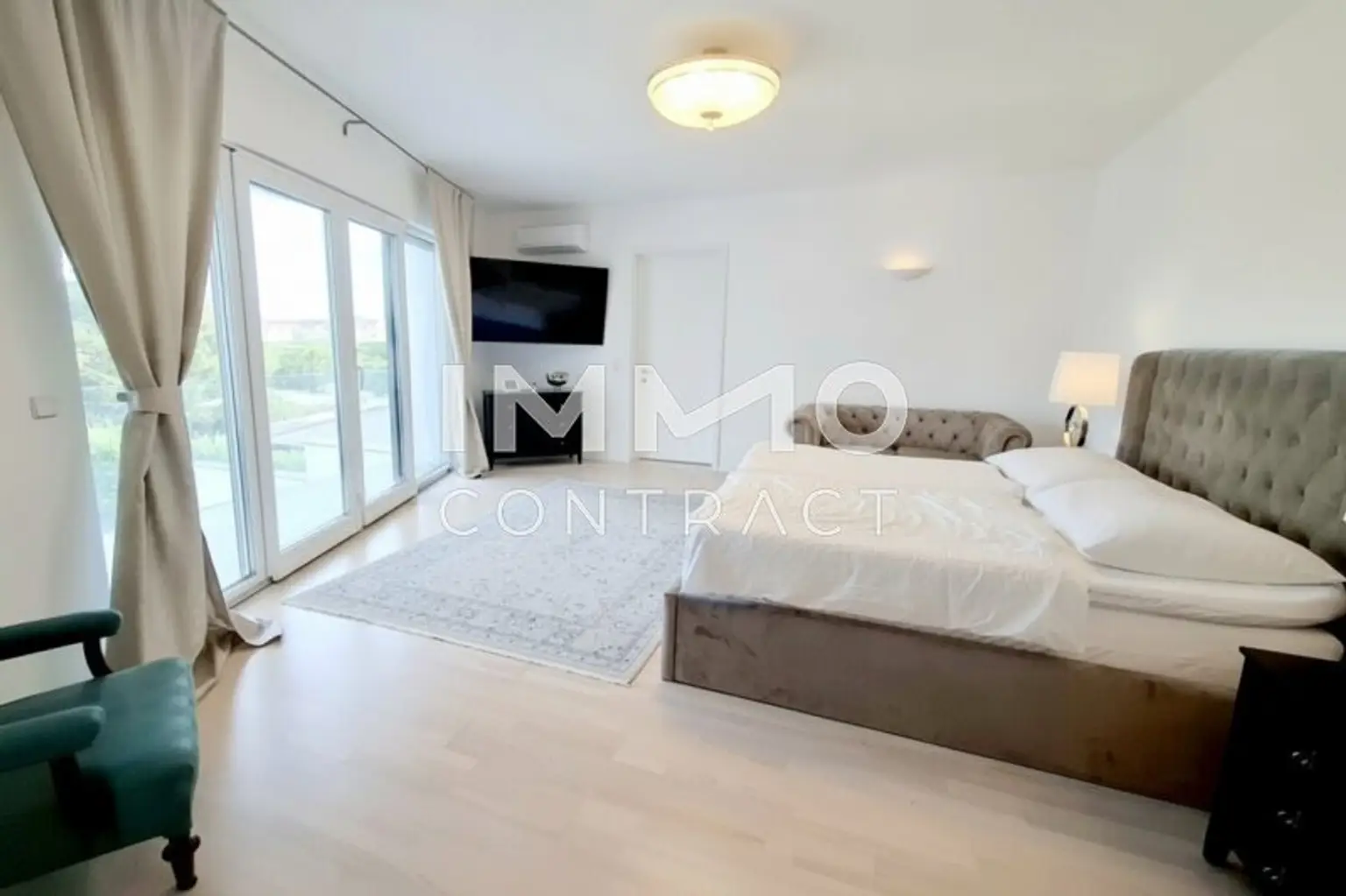 Masterbedroom