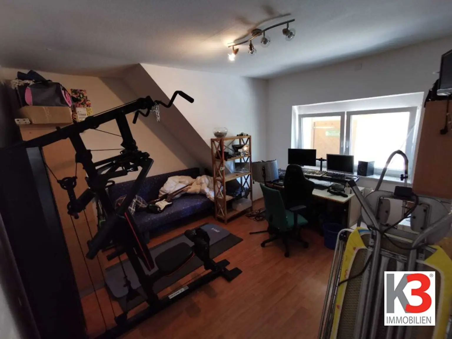 K3 - Gemühtlicher, barrierefreier Bungalow mit kleiner Werkstatt und angebautem Pavillon