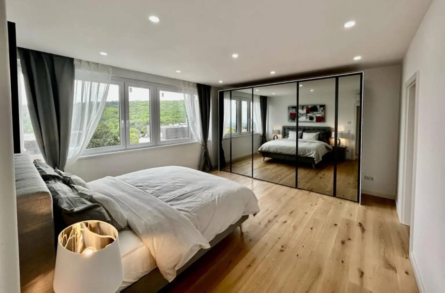 Schlafzimmer (2)