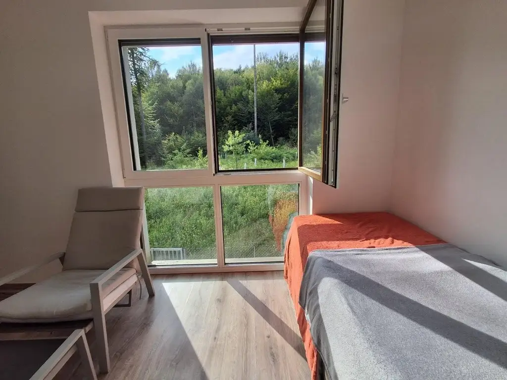 "Waldblick - Single-Balkonwohnung am Riederberg mit Parkplatz"