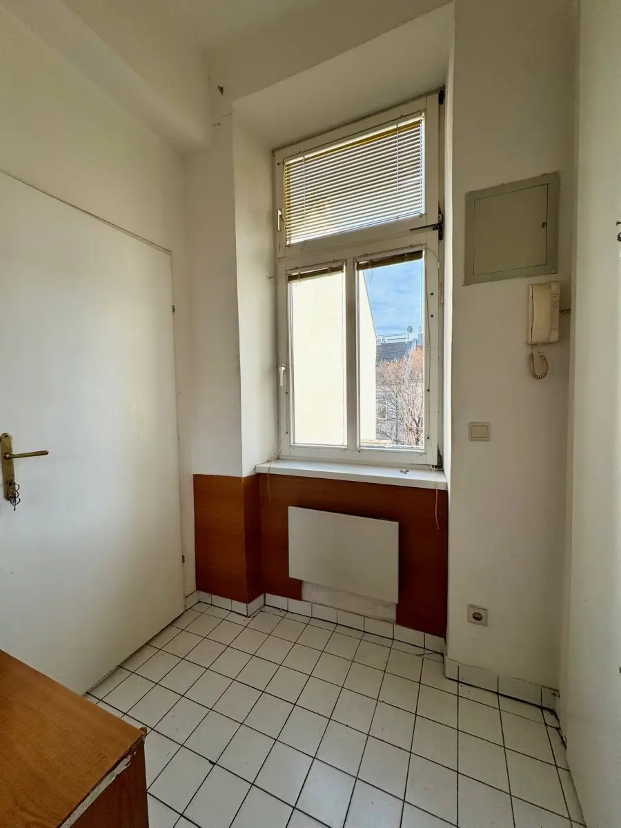 F | ++ NEU ++ ALTBAUWOHNUNG mit großem Potenzial | Prima Service Immobilien