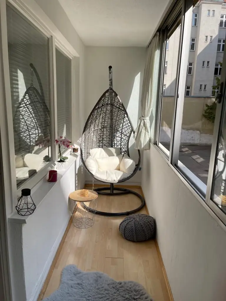 GARCONNIERE MIT LOGGIA NÄHE LAXENBURGERSTRASSE/ SOFORT TERMIN AUSMACHEN