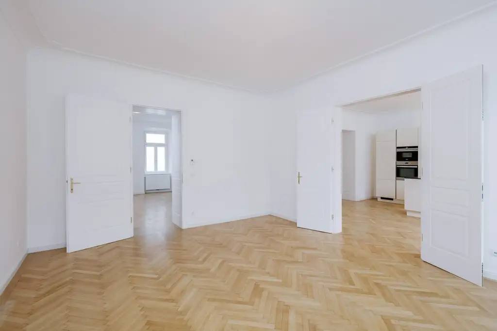 Wunderschöne Stil-Altbau Wohnung 106m² 3.Liftstock  in Toplage 1070 Wien !