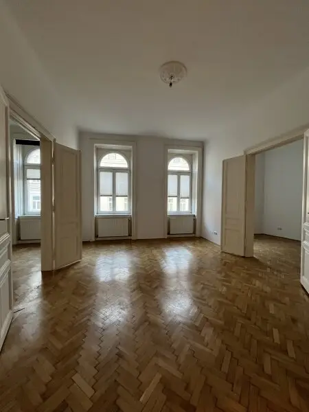 Großzügige 3-Zimmer Altbaumiete Nähe Naschmarkt!