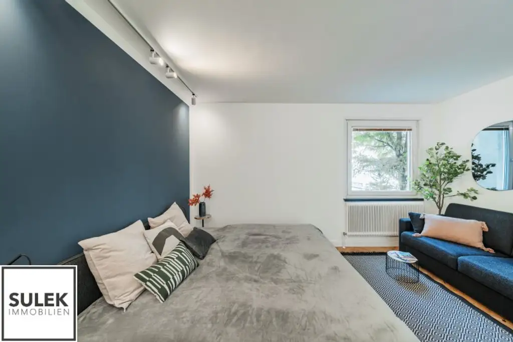 Ruhige, sanierte 3,5 Zimmer Wohnung mit Designer-Bad und Küche + Garage (optional!) in Mariahilf - beziehbar ab 01/26!