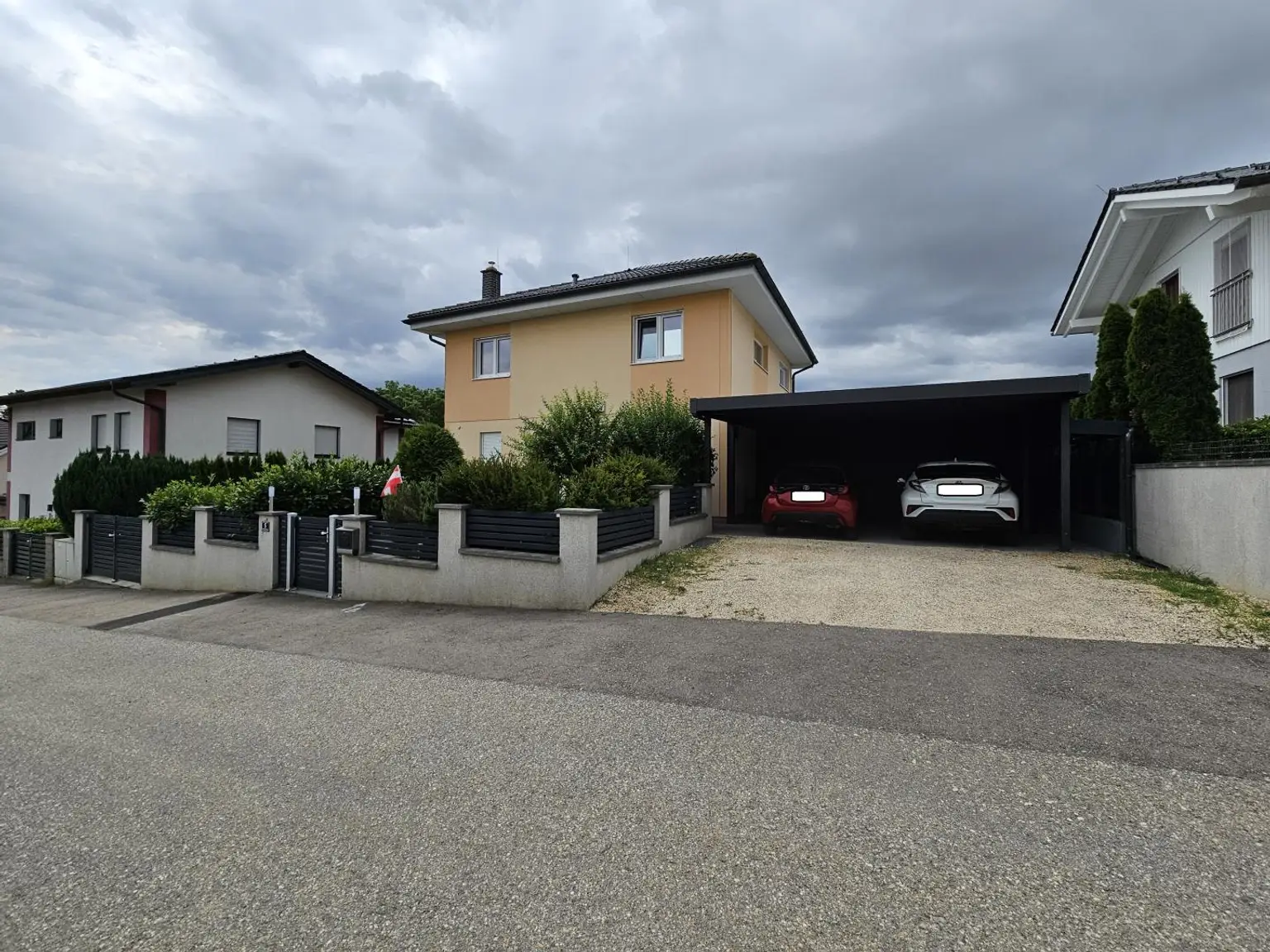 Straßenansicht Haus (4)